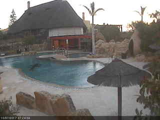 Desert Springs Family Leisure & Golf Resort - The Crocodile Club Bar & Restaurant - Pool Cam