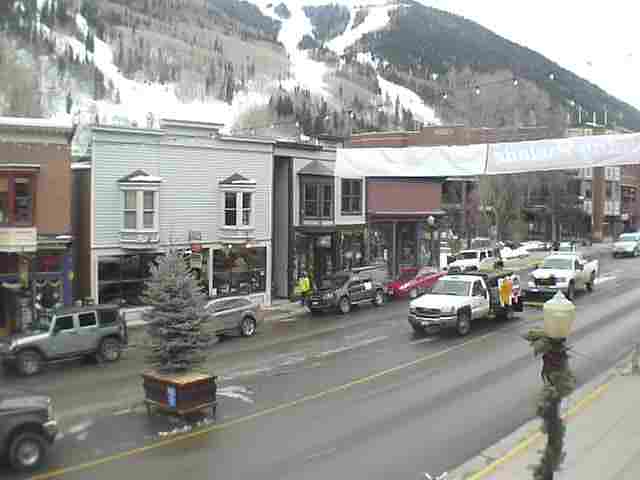 Telluride Mountain Properties Webcam - West Colorado Avenue
