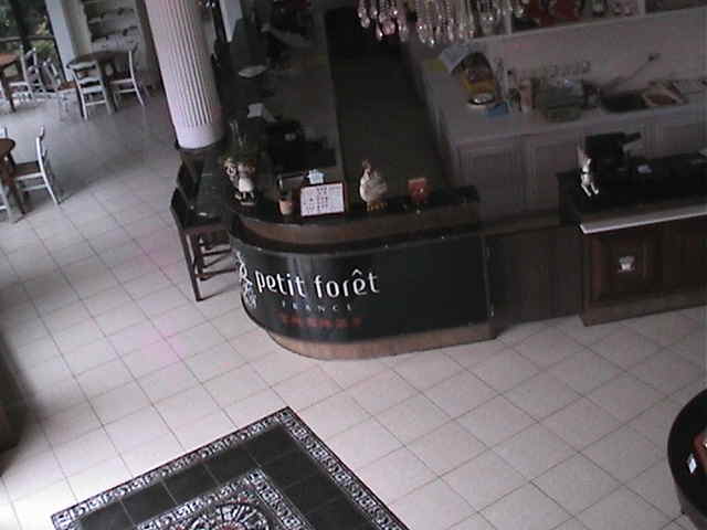 Petit Foret Patisserie at Flower Garden Mall