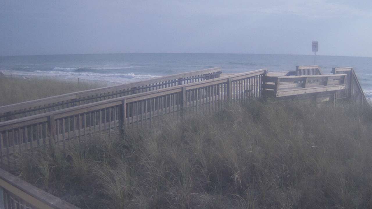 'Shuckers on the Beach' Webcam
