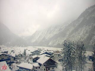 Pfarrkirche Holzgau Church