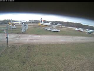 Lac Du Bonnet Airport