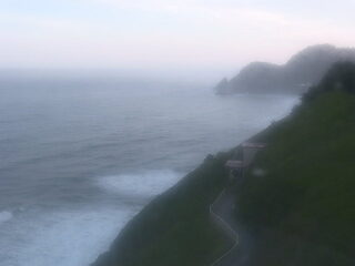 Pacific Ocean & Cliffside view