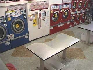 大島通線店 Washhouse Oshima-dori branch