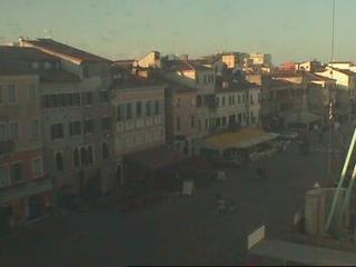 Corso Del Popolo and Piazza Granary