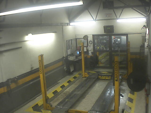 MOT Bay Testing Station