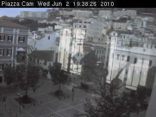 Piazza (John Machinstosh Square)