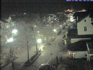 Overlooking Brunnenallee toward Schloss Friedrichstein