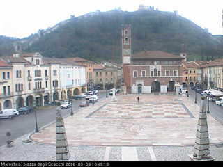 Piazza Degli Scacchi